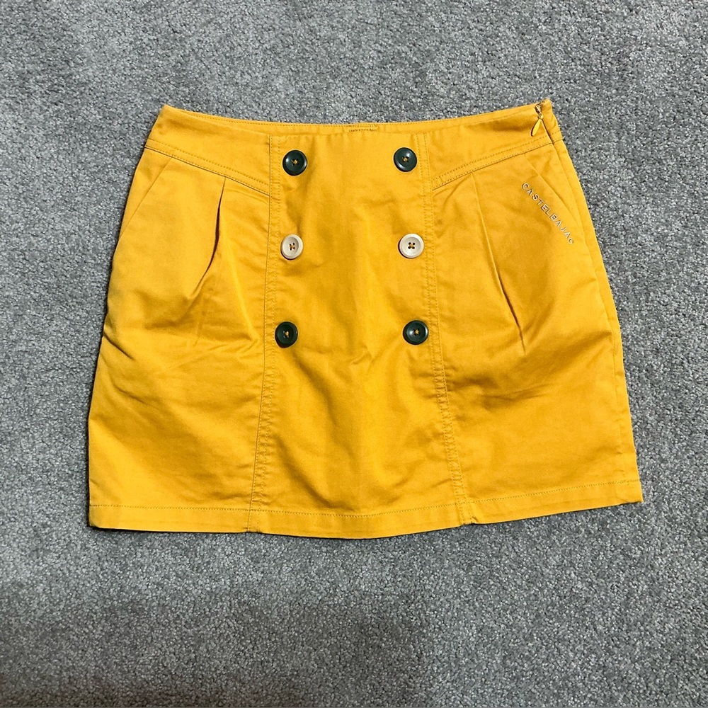 Castelbajac  Women's Golf  SKORT Size 2 gold